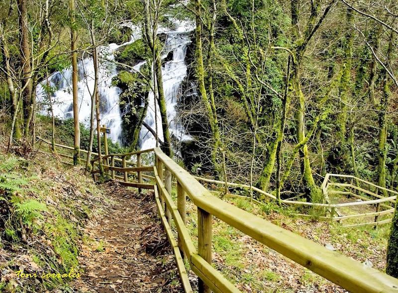 Apartamentos Gallaecia Val do Dubra Екстер'єр фото